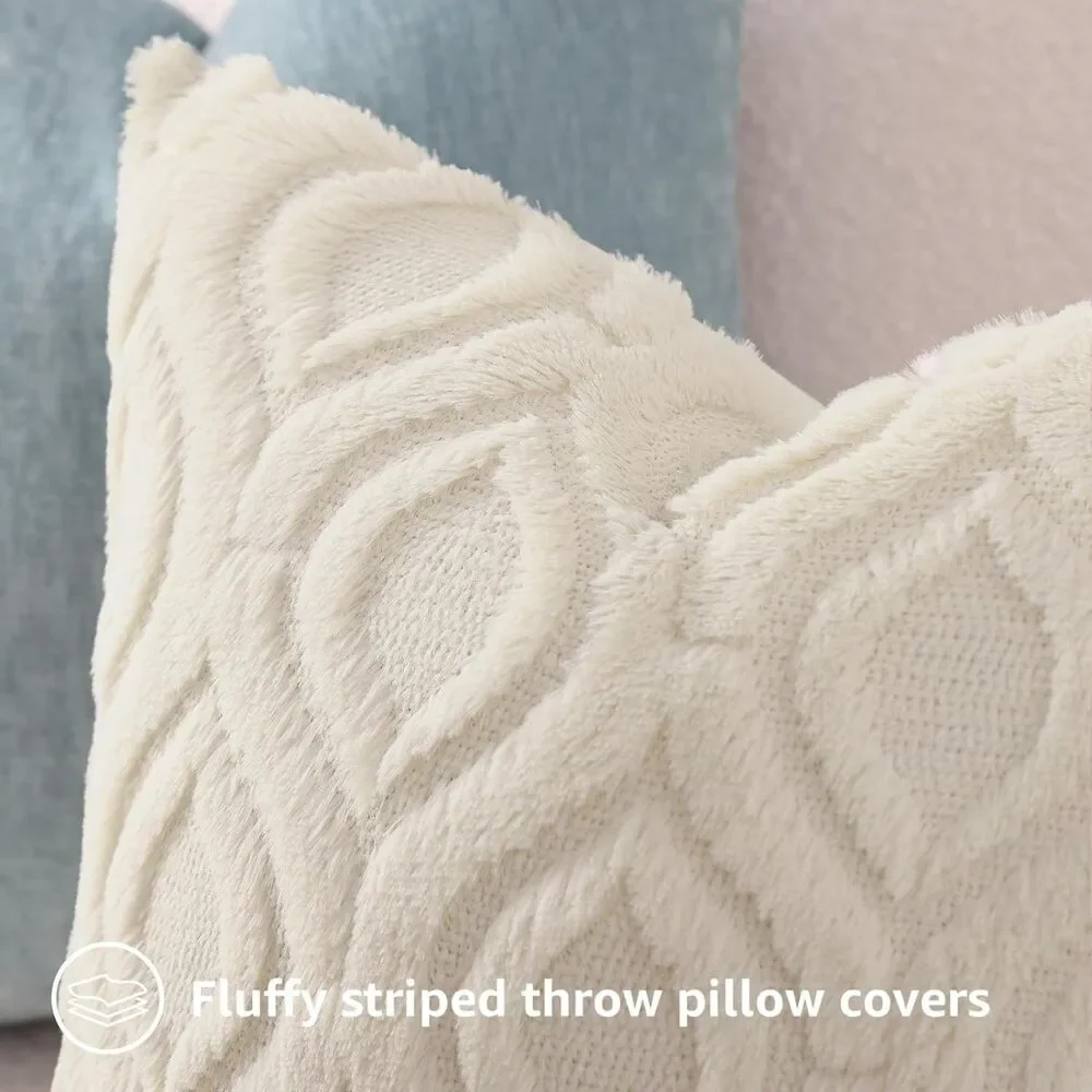 🛋️ NWT decorUhome Faux Fur Throw Pillow Covers 18" Set of 2 Beige - Picture 2 of 7
